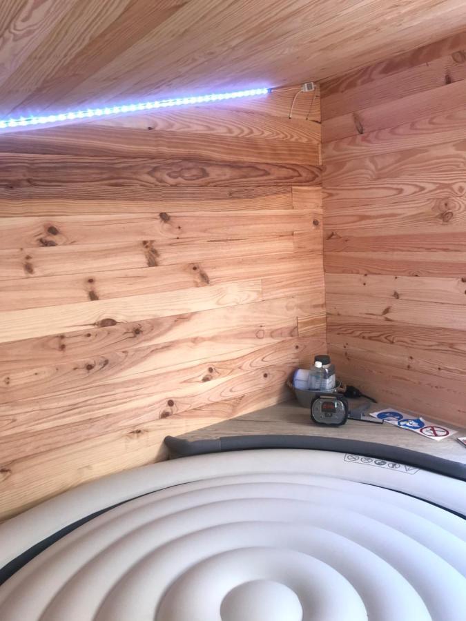 Gite Du Serre De Boudre Climatise, Spa Permanent Buisson Kültér fotó